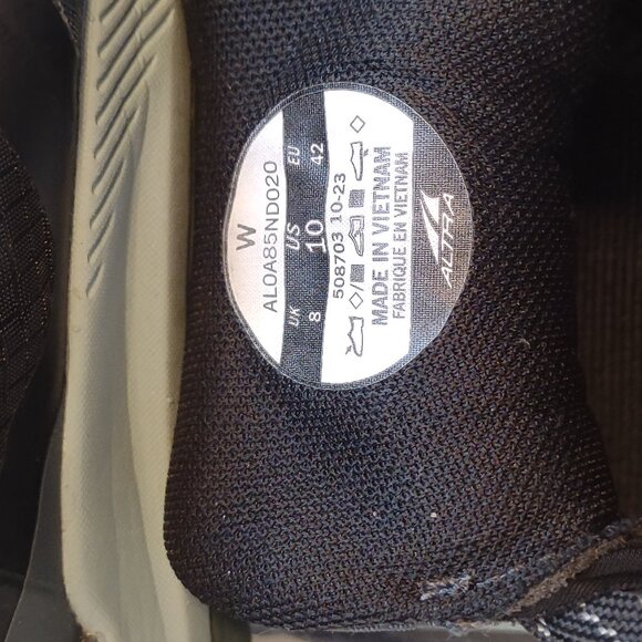 Altra lone Peak 8 Women size 10 - Picture 11 of 12